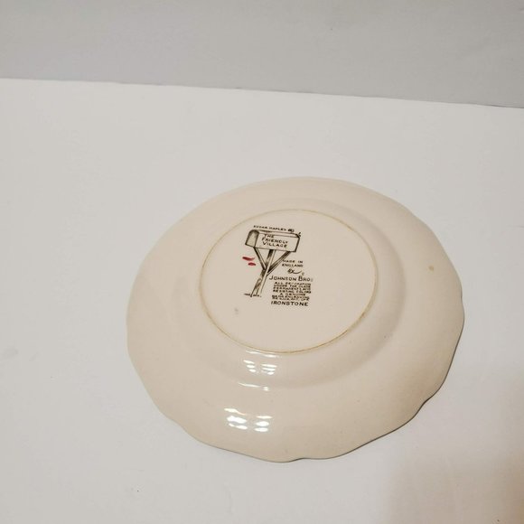 Johnson Brothers Friendly Village Bread & Butter Plate, 6-in Plate, Mid Century - Picture 3 of 5